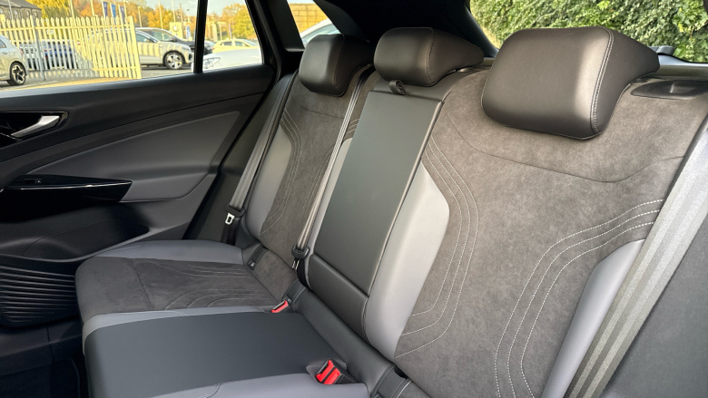 Volkswagen ID.4 210kW Match Pro 77kWh 5dr Auto Electric Estate